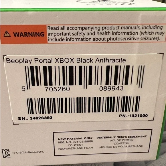 Bang & Olufsen wireless gaming Black Headphones - Picture 2 of 8